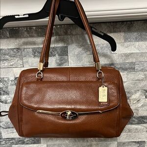 Vintage Coach Brown Leather Shoulder Bag